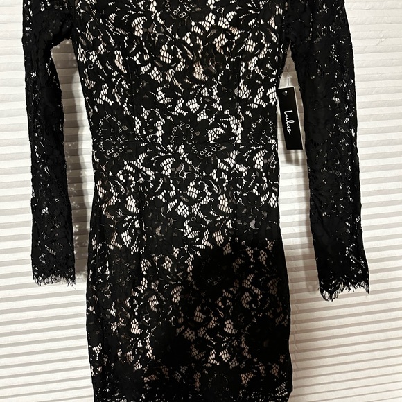 NWT LuLu’s Long sleeve Open Back Black Lace Cocktail Dress Small - Picture 3 of 6